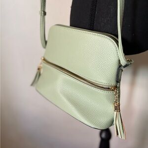 Casual Chic Green Crossbody Bag
